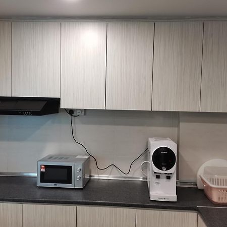 Teo Resident 2 Vivacity Jazz Suite 4 Kuching Værelse billede