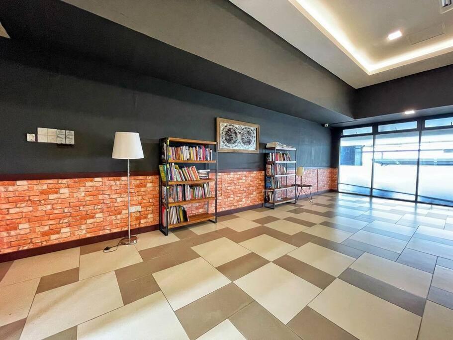 Teo Resident 2 Vivacity Jazz Suite 4 Kuching Eksteriør billede